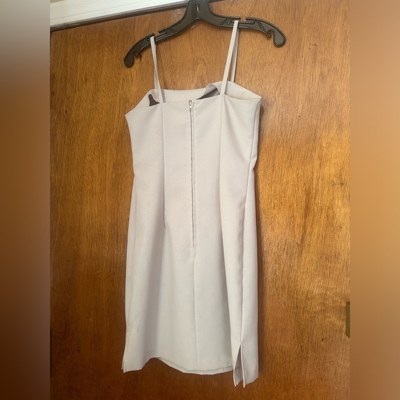 Beige Summer Sheath Dress Spagetti Straps Size 4 Sleeveless Neutral Officewear - Picture 2 of 11